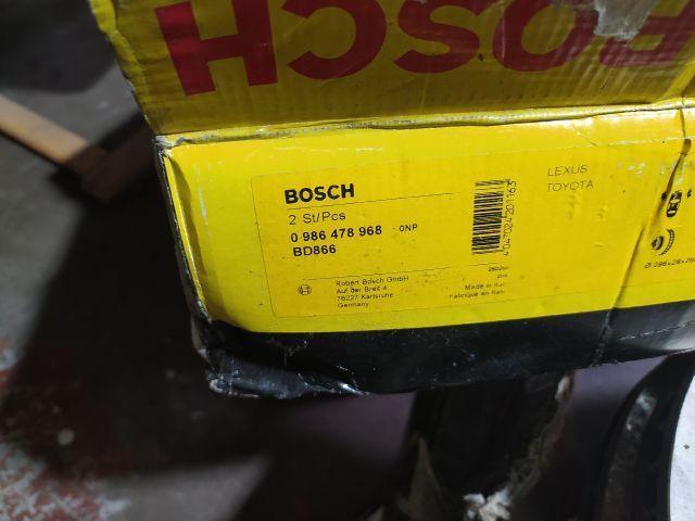 bontott TOYOTA PREVIA Első Pár Féktárcsa