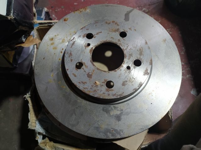 bontott TOYOTA PREVIA Első Pár Féktárcsa