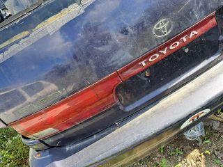 bontott TOYOTA PREVIA Motor (Fűzött blokk hengerfejjel)