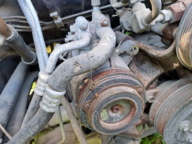 bontott TOYOTA PREVIA Motor (Fűzött blokk hengerfejjel)