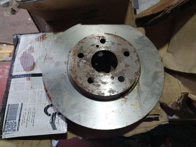 bontott TOYOTA PREVIA Első Pár Féktárcsa