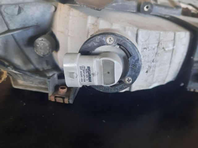 bontott TOYOTA PREVIA Bal Ködfényszóró