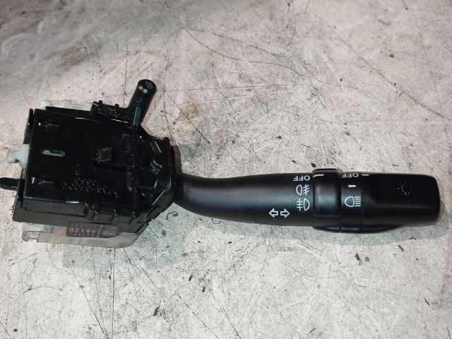 bontott TOYOTA PREVIA Bal Kormánykapcsoló Irányjelző