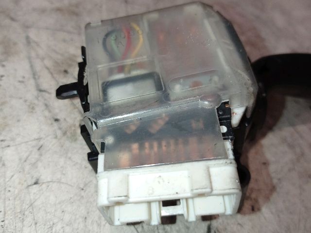 bontott TOYOTA PREVIA Bal Kormánykapcsoló Irányjelző