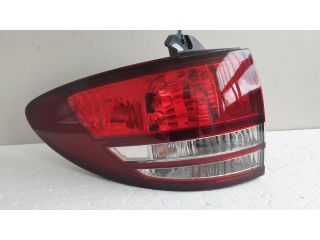 bontott TOYOTA PREVIA Bal Külső Hátsó Lámpa