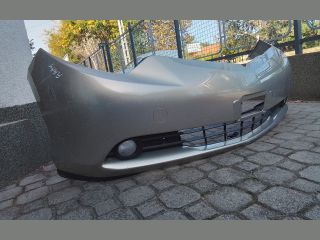 bontott TOYOTA PREVIA Első Lökhárító (Részeivel)