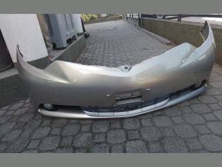 bontott TOYOTA PREVIA Első Lökhárító (Részeivel)