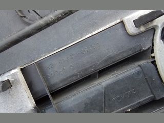 bontott TOYOTA PREVIA Első Lökhárító (Részeivel)