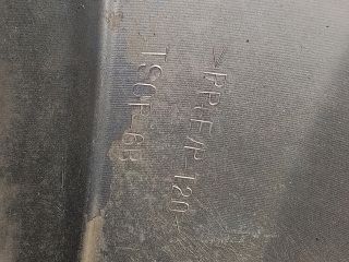 bontott TOYOTA PREVIA Első Lökhárító (Részeivel)