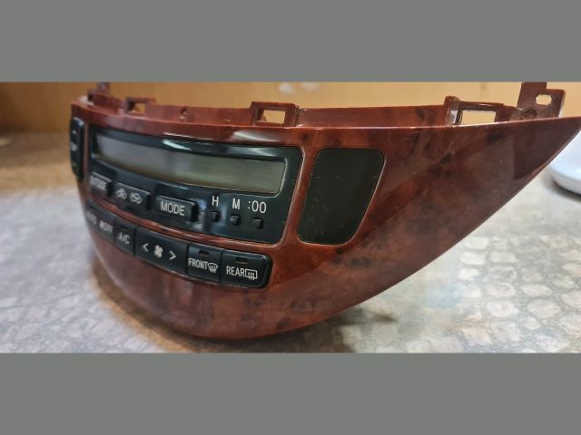 bontott TOYOTA PREVIA Fűtéskapcsoló (digit klímás)