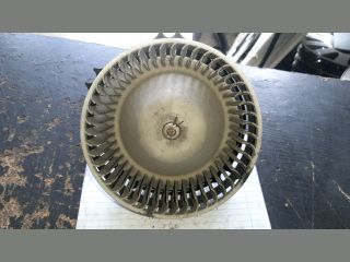 bontott TOYOTA PREVIA Fűtőmotor (Nem klímás)