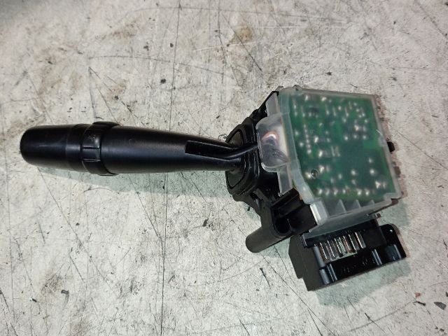 bontott TOYOTA PREVIA Jobb Kormánykapcsoló Ablaktörlő