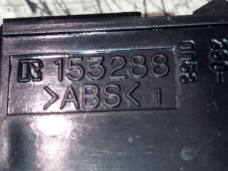 bontott TOYOTA PREVIA Kipörgésgátló Kapcsoló