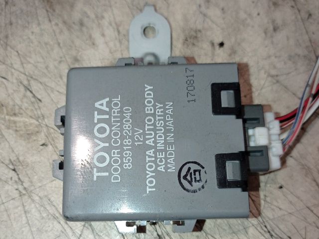 bontott TOYOTA PREVIA Központizár Elektronika