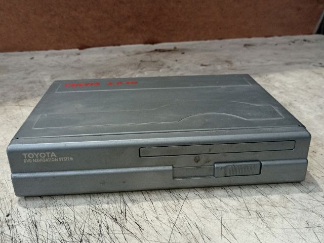 bontott TOYOTA PREVIA Navigáció Elektronika