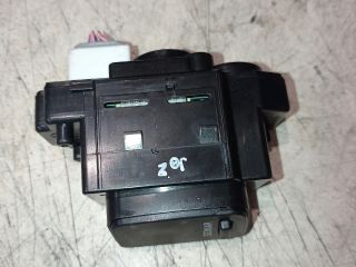 bontott TOYOTA PREVIA Tolatóradar Kapcsoló