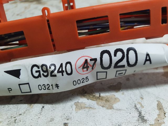 bontott TOYOTA PRIUS Akkumulátor Kábelköteg