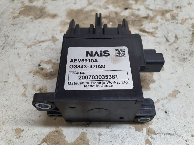 bontott TOYOTA PRIUS Akkumulátor Relé