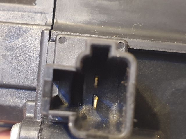 bontott TOYOTA PRIUS Akkumulátor Relé