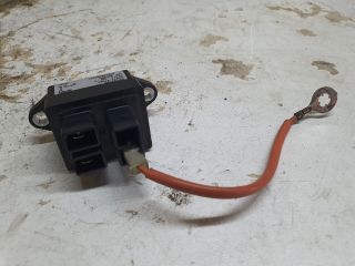 bontott TOYOTA PRIUS Akkumulátor Relé