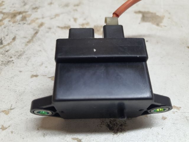 bontott TOYOTA PRIUS Akkumulátor Relé