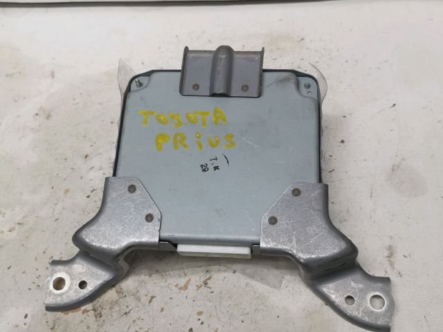 bontott TOYOTA PRIUS Automata Váltó Elektronika