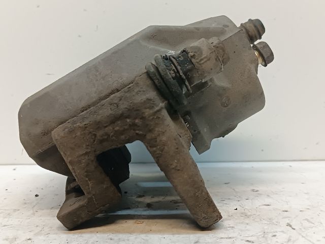 bontott TOYOTA PRIUS Bal első Féknyereg Munkahengerrel