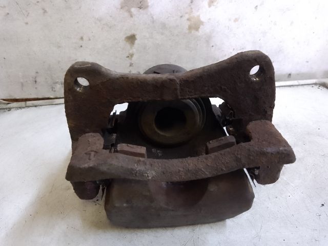 bontott TOYOTA PRIUS Bal első Féknyereg Munkahengerrel