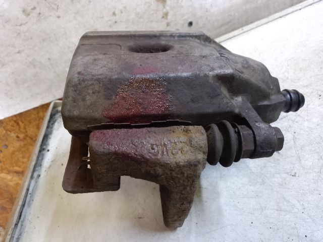 bontott TOYOTA PRIUS Bal első Féknyereg Munkahengerrel