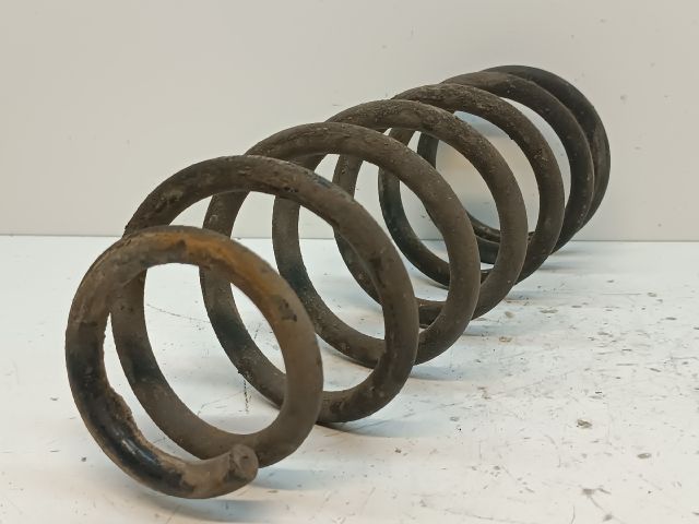 bontott TOYOTA PRIUS Bal hátsó Rugó