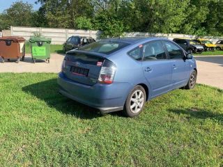 bontott TOYOTA PRIUS Bal hátsó Rugó