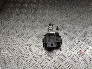 bontott TOYOTA PRIUS Biztosítéktábla Motortér