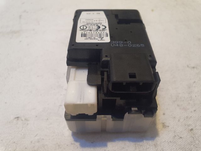 bontott TOYOTA PRIUS Gyújtáskapcsoló