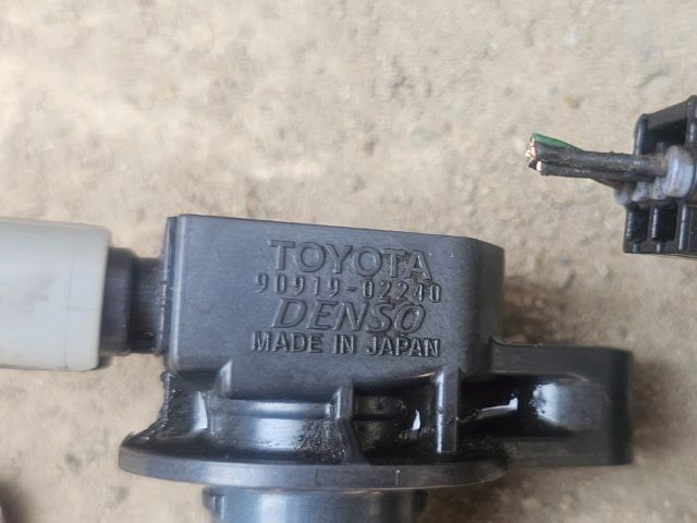 bontott TOYOTA PRIUS Gyújtótrafó Szett