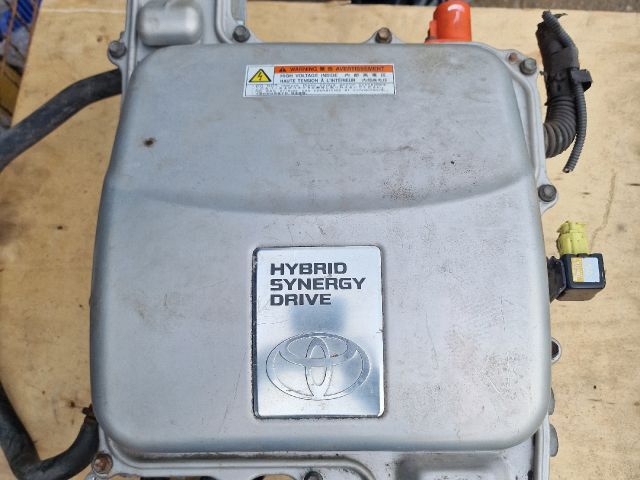 bontott TOYOTA PRIUS Hybrid Inverter