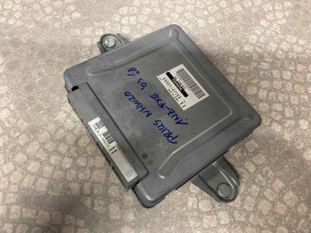 bontott TOYOTA PRIUS Hybrid Vezérlőegység