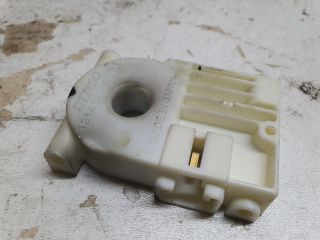 bontott TOYOTA PRIUS Jeladó (Magában)