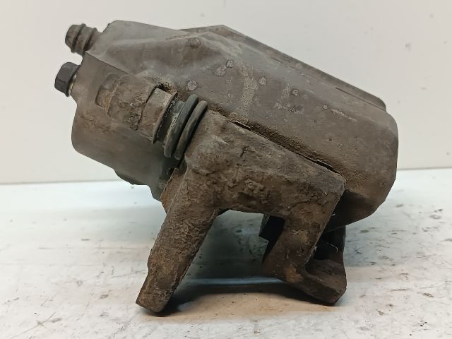 bontott TOYOTA PRIUS Jobb első Féknyereg Munkahengerrel