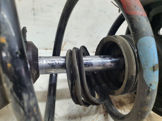 bontott TOYOTA PRIUS Jobb első Gólyaláb (Lengécsillapító, Rugó)