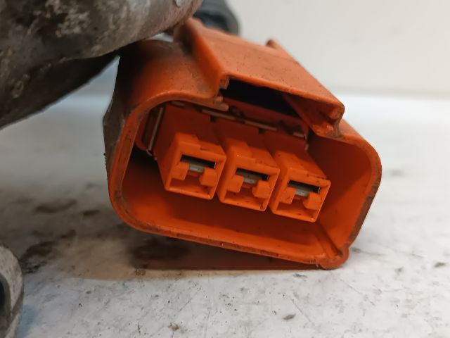 bontott TOYOTA PRIUS Klímakompresszor