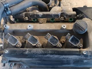 bontott TOYOTA PRIUS Komplett Motor (Segédberendezésekkel)