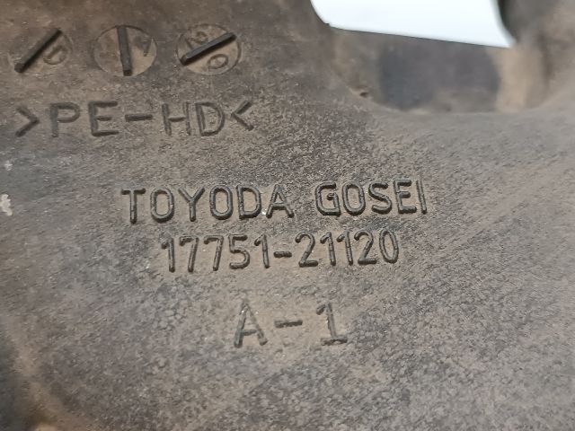 bontott TOYOTA PRIUS Légbeömlő Cső