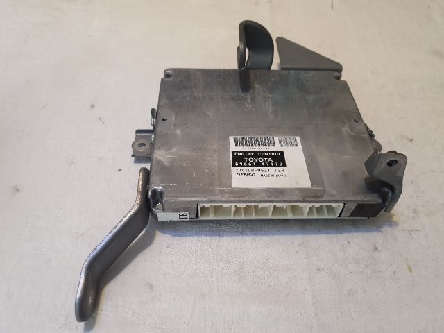 bontott TOYOTA PRIUS Motorvezérlő