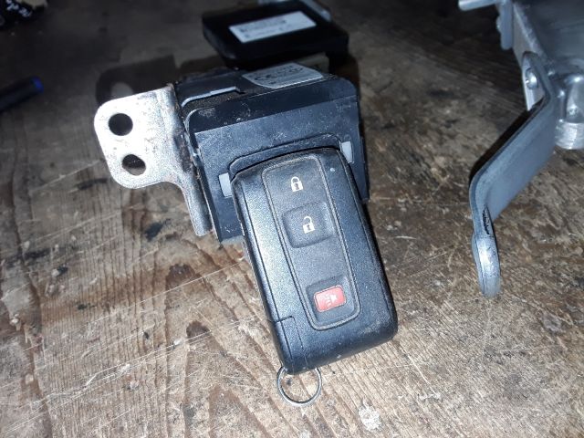 bontott TOYOTA PRIUS Motorvezérlő
