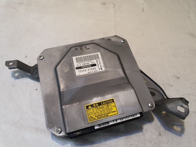 bontott TOYOTA PRIUS Motorvezérlő