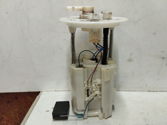 bontott TOYOTA PRIUS Üzemanyag Szivattyú