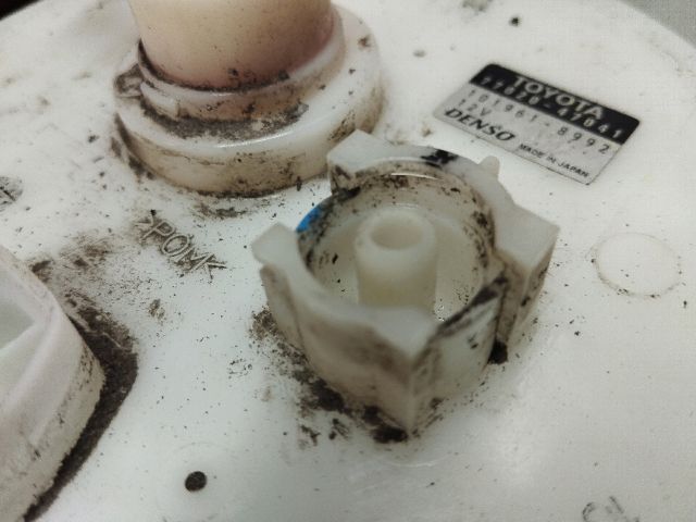 bontott TOYOTA PRIUS Üzemanyag Szivattyú