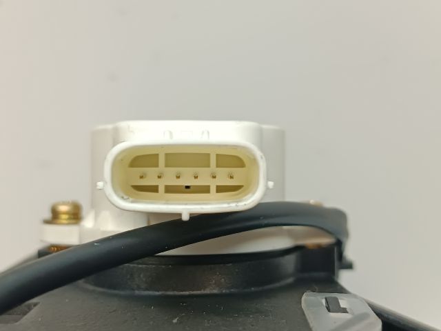 bontott TOYOTA PRIUS Váltó Kulissza