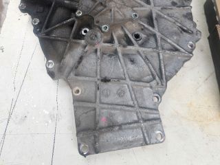 bontott TOYOTA PRIUS Váltóház Fedél