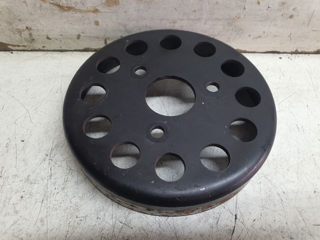 bontott TOYOTA PRIUS Vízpumpa Szíjtárcsa